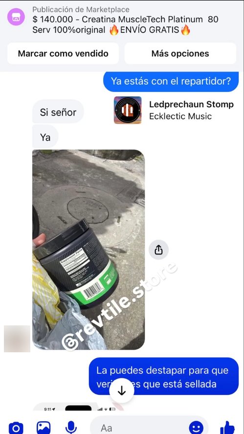 Chat real: cliente recibiendo su MuscleTech con el repartidor